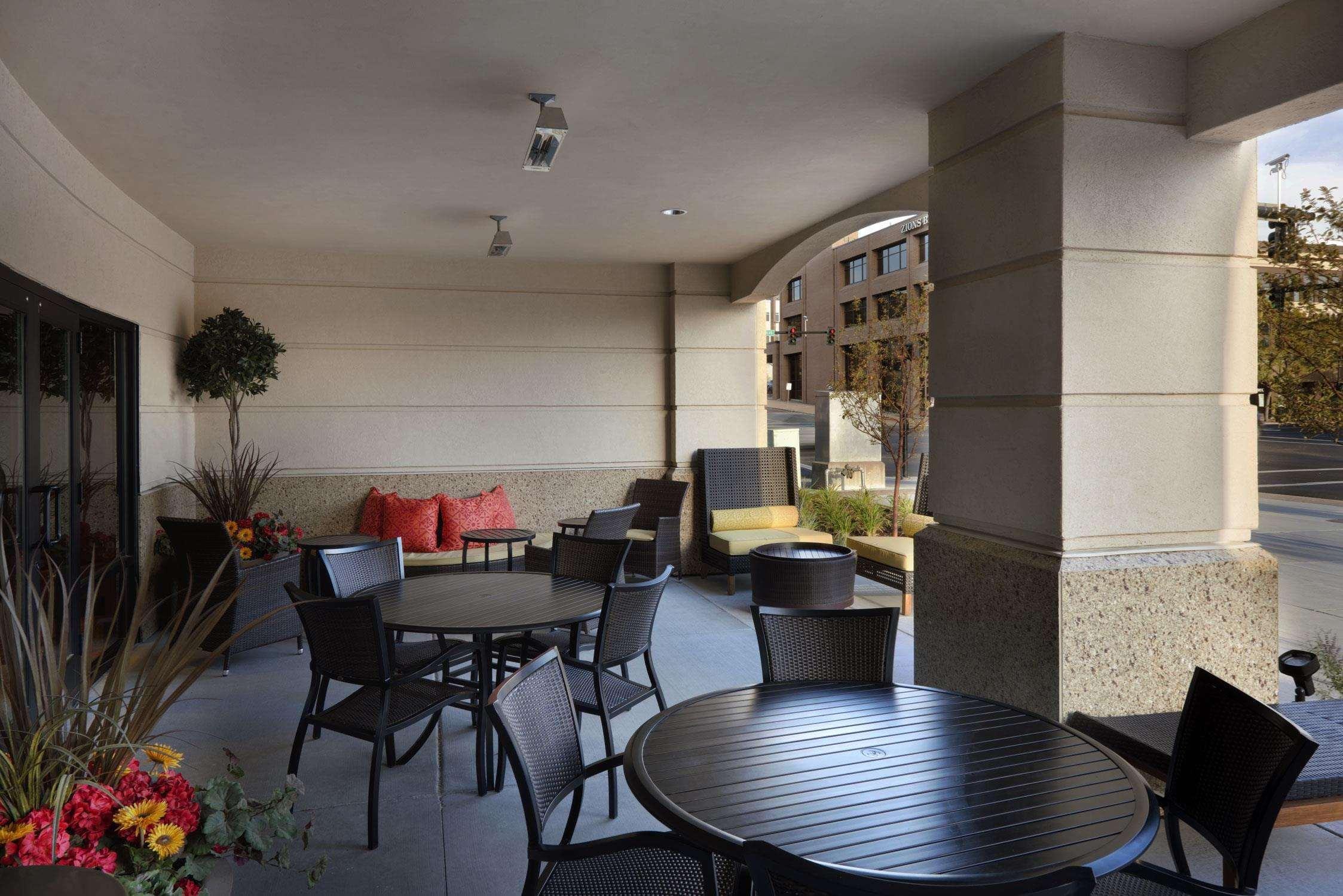 Hilton Garden Inn Огден Ресторан фото